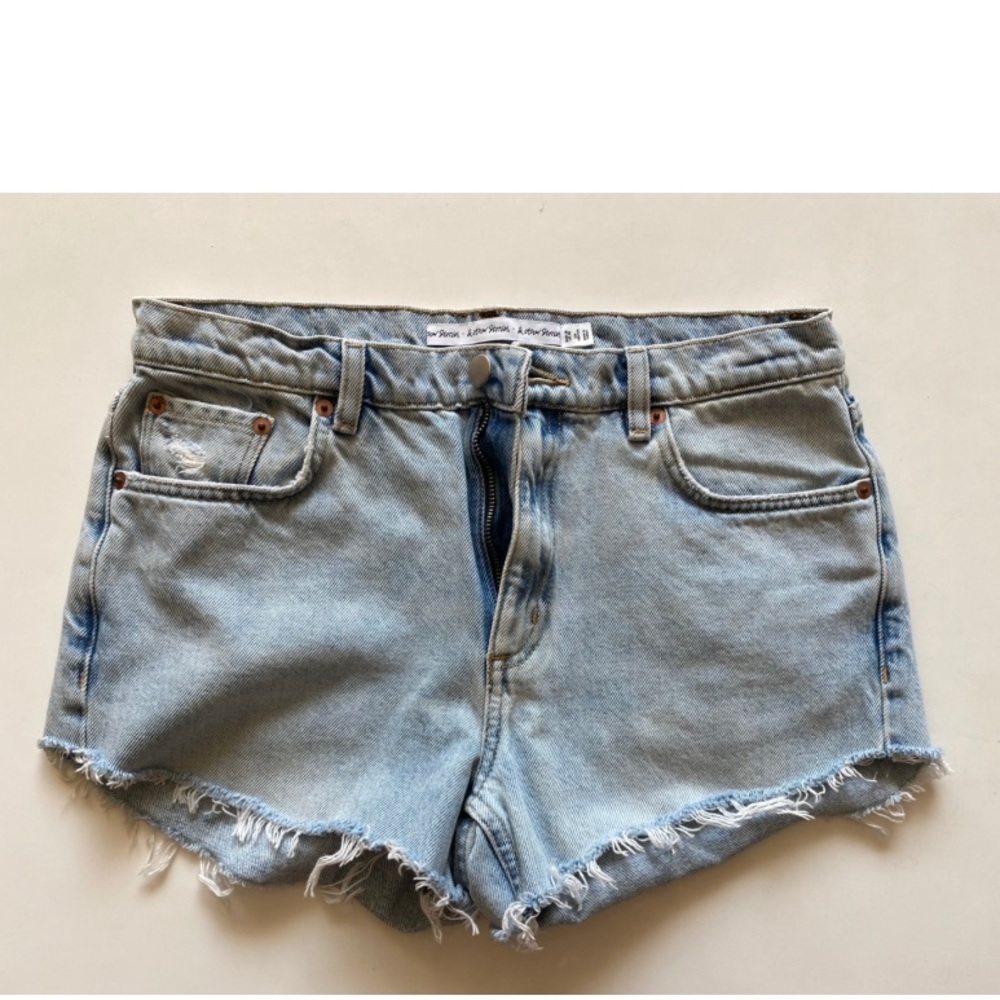 & other stories denim shorts size 28